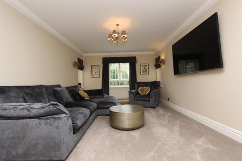 2 bedroom apartment for sale, St. Monicas Road, Kingswood