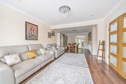 4 bedroom house for sale, Worcester Crescent, Mill Hill, London, NW7