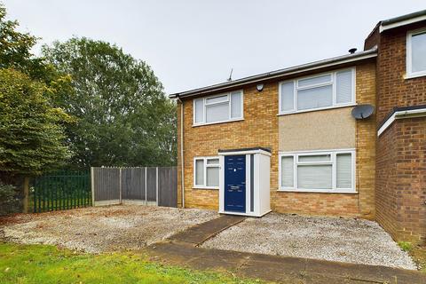 3 bedroom end of terrace house for sale, Heather Walk, Hazlemere, High Wycombe, Buckinghamshire