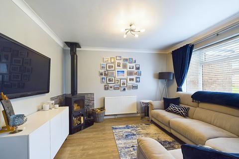 3 bedroom end of terrace house for sale, Heather Walk, Hazlemere, High Wycombe, Buckinghamshire