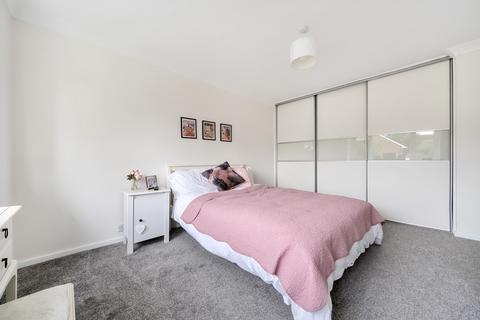 6 Sutton Crescent, Barnet, EN5 2SS
