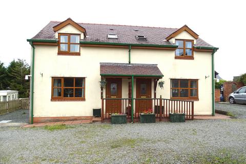 2 bedroom semi-detached house to rent, Beach Cottage, Tynygongl, Benllech, Amlwch, Ynys Mon