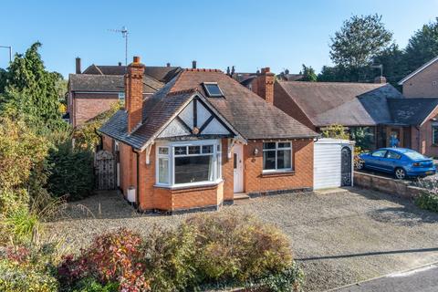 2 bedroom bungalow for sale, Orchard Road, Bromsgrove, Worcestershire, B61