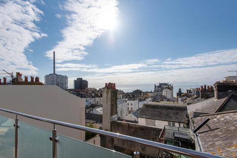 2 bedroom flat to rent, Norfolk Square, Brighton