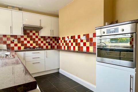 2 bedroom semi-detached house to rent, Bideford EX39