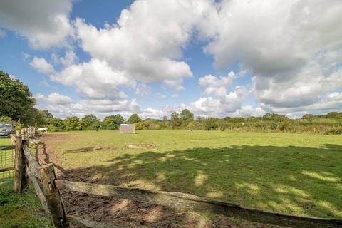 Equestrian property for sale, East View Fields, Plumpton Green