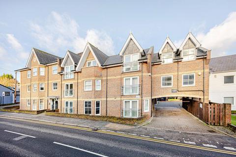 2 bedroom apartment to rent, Watsons Yard, Bishop`s Stortford