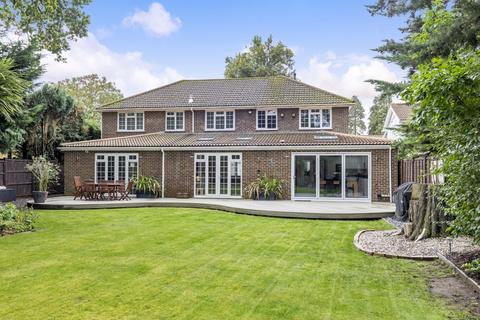 6 bedroom detached house for sale, Pennington Drive, Weybridge, Surrey