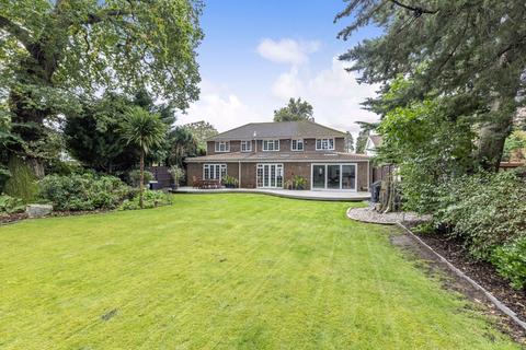 6 bedroom detached house for sale, Pennington Drive, Weybridge, Surrey