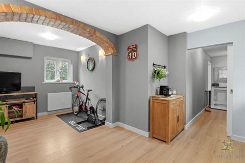 64 Sandscroft Avenue, Broadway, WR12 7EL