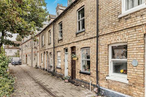 2 bedroom terraced house for sale, Ouse Walk, Huntingdon, Cambridgeshire.