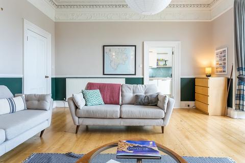 211/2 Newhaven Road, Edinburgh, EH6 4QD