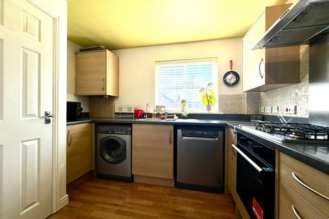 2 bedroom terraced house to rent, Cheney Road, Ramsgate