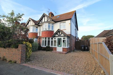 4 bedroom semi-detached house to rent, Westbrook Avenue, Westbrook, Margate