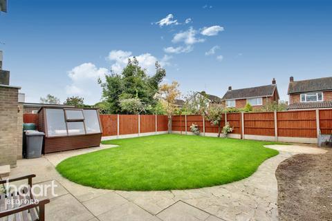 4 bedroom detached house for sale, Seaton Drive, Bedford