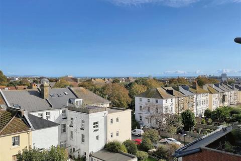 1 bedroom flat for sale, Upperton Road, Eastbourne