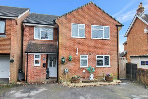 4 bedroom detached bungalow for sale, Liphook Road, Lindford, Bordon, GU35