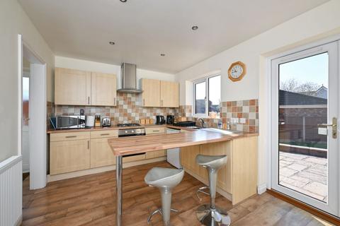 1 Berkeley Close, Priorslee, Telford, TF2 9GX