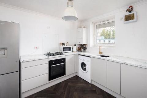 2 bedroom flat for sale, Chater House, Roman Road, London, E2