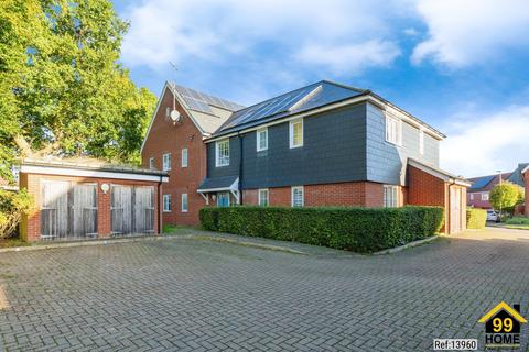 1 bedroom flat for sale, Ten Acres Crescent, HERTS, SG2