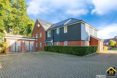 undefined, Ten Acres Crescent, Hertfordshire, SG2