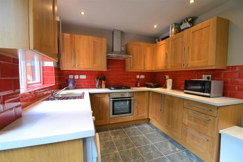 5 bedroom terraced house to rent, Milner Road, Selly Oak, Birmingham B29