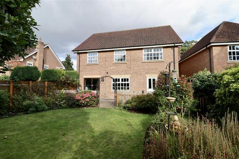 4 bedroom detached house for sale, Chapel Garth, Holme-On-Spalding-Moor, York