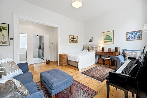 Studio for sale, Mecklenburgh Street, London, WC1N