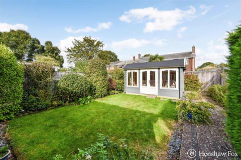 2 bedroom semi-detached bungalow for sale, Ringwood Drive, North Baddesley, Hampshire