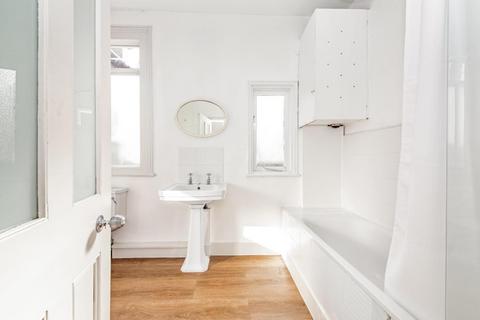 37 Wiverton Road, London, SE26 5JA