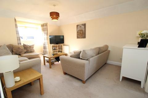 2 bedroom apartment to rent, South Court, Summerfields, CM4