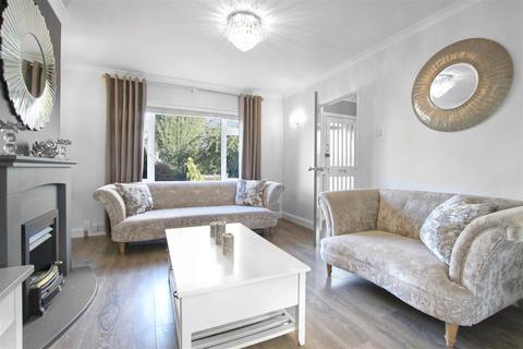 5 bedroom semi-detached house for sale, Dark Lane, Cheshunt