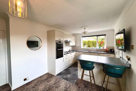 3 bedroom detached bungalow for sale, Deepdale Drive, Burnley