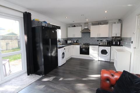 2 bedroom detached house for sale, Albany Court, Keighley, BD20