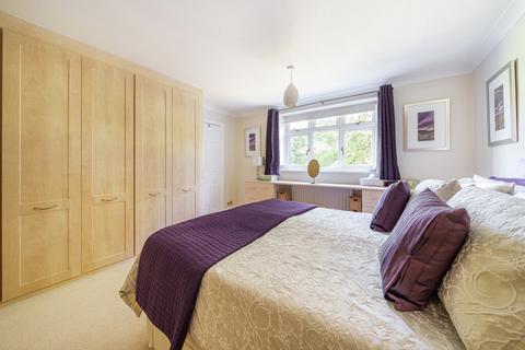 3 bedroom apartment for sale, Park Lawn, Farnham Royal, Buckinghamshire, SL2