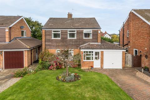 3 bedroom detached house for sale, Brooklands Lane, Menston LS29