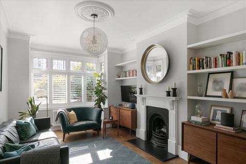6 Silverton Road, London, W6 9NY