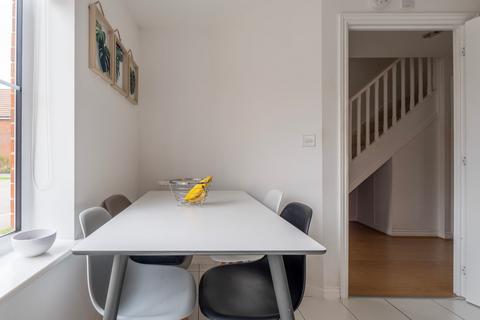 35 Colossus Way, Norwich, NR5 0UY