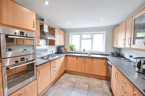 150 Bush Road, Cuxton, Rochester, ME2 1HB