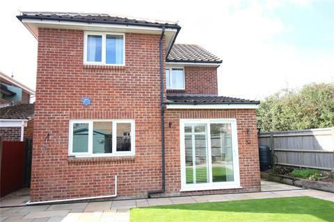 4 bedroom detached house for sale, Old Street, Stubbington, Fareham, PO14