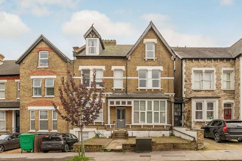 1 bedroom flat to rent, Birdhurst Road, South Croydon, CR2