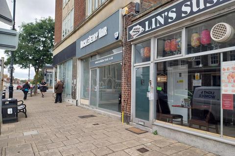 Retail property (high street) to rent, Broad Street, Seaford BN25