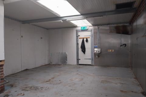 Retail property (high street) to rent, Haywards Heath RH16