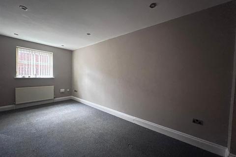 2 bedroom end of terrace house to rent, Osbourne Street,Hull