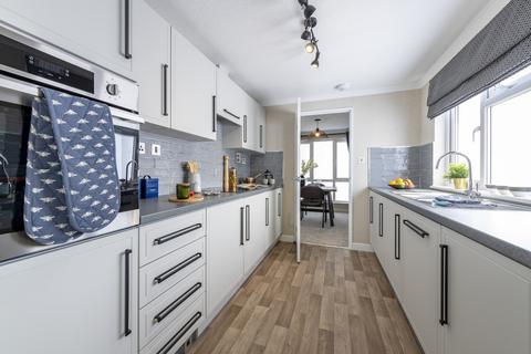undefined, Godalming, Surrey, GU8