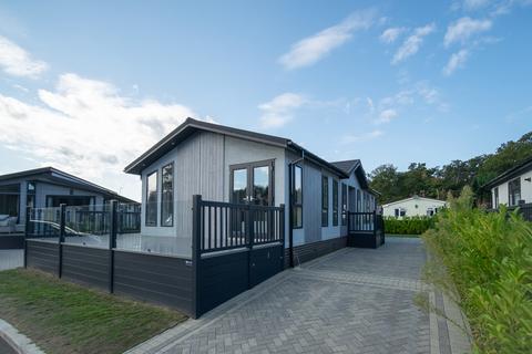 undefined, Godalming, Surrey, GU8