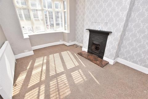 3 bedroom terraced house for sale, Birch Avenue, Grimsby DN34