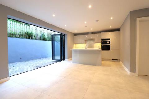 undefined, Kandahar, Aldbourne, SN8 2EE