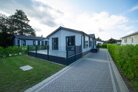 undefined, Godalming, Surrey, GU8