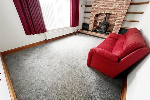 3 Old Main Road, Barnoldby Le Beck, Grimsby, DN37 0BE